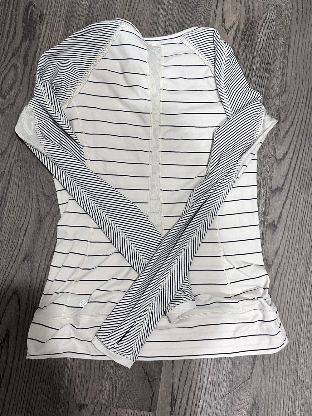 Lululemon Full Tilt Long Sleeve Tee